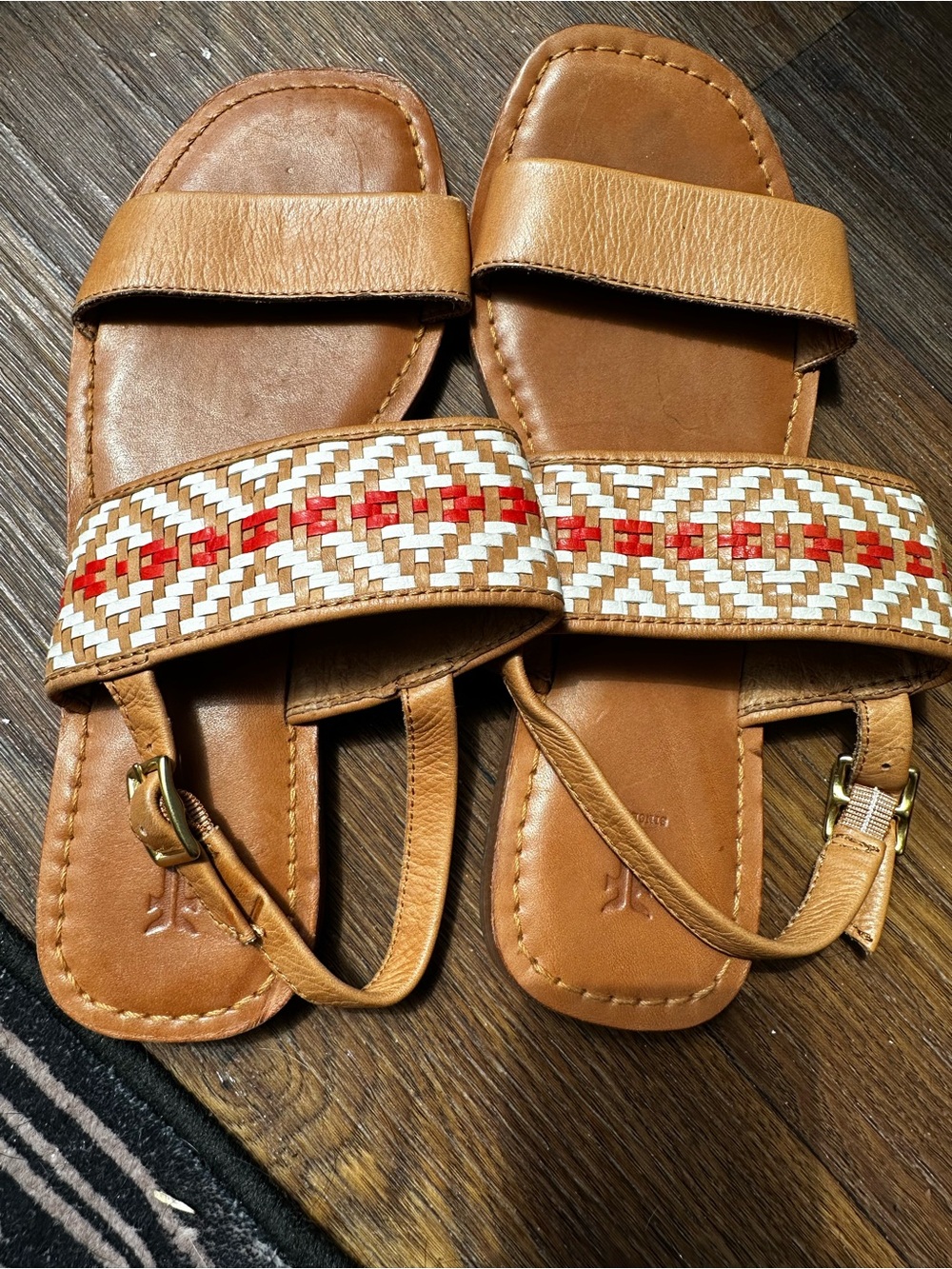 FRYE Women’s Tan Leather Flat Sandals with Woven Accent
